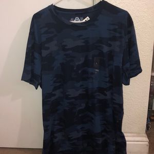 American Rag navy blue camo t-shirt
